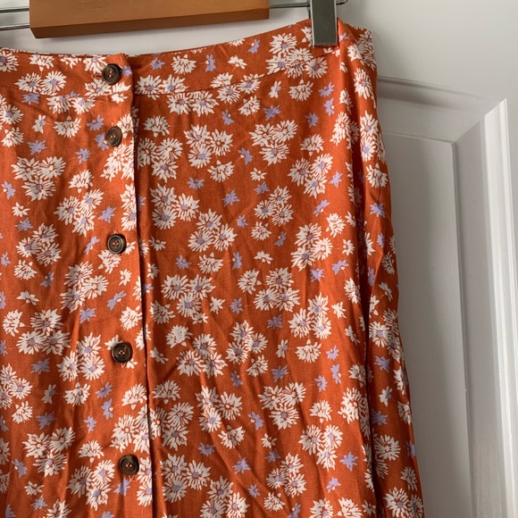 ASOS Floral Maxi Skirt ๐ผ - Picture 7 of 11